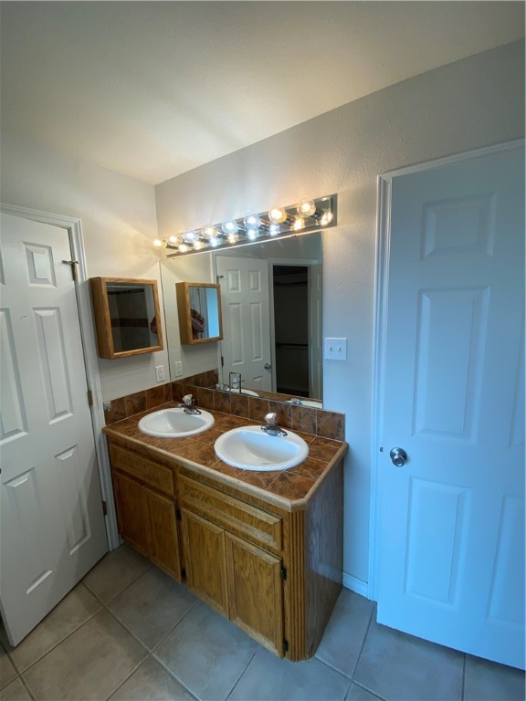 913 Strom Property Photo 22