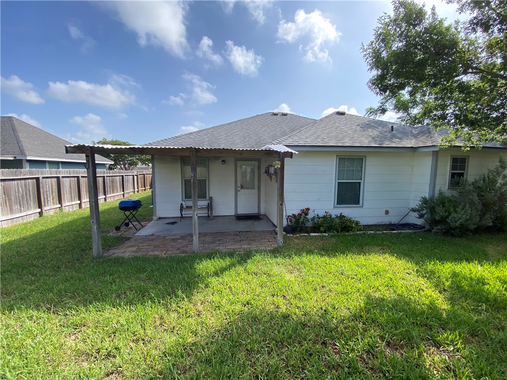 913 Strom Property Photo 24