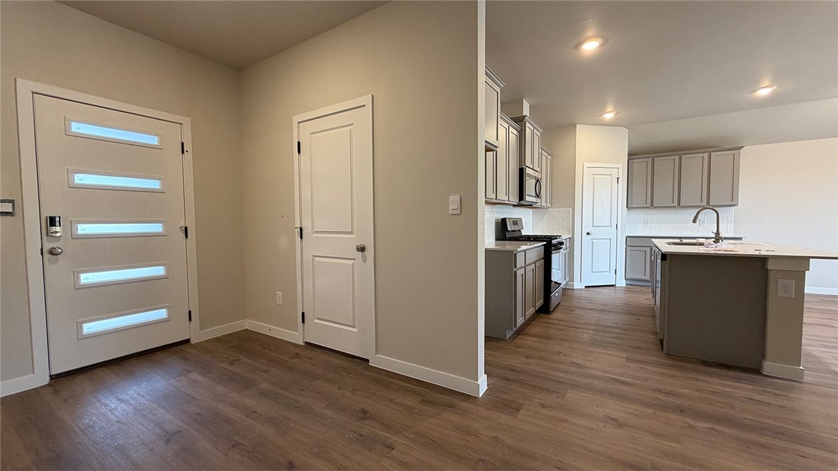 3549 Sepehr Lake Dr Property Photo 6