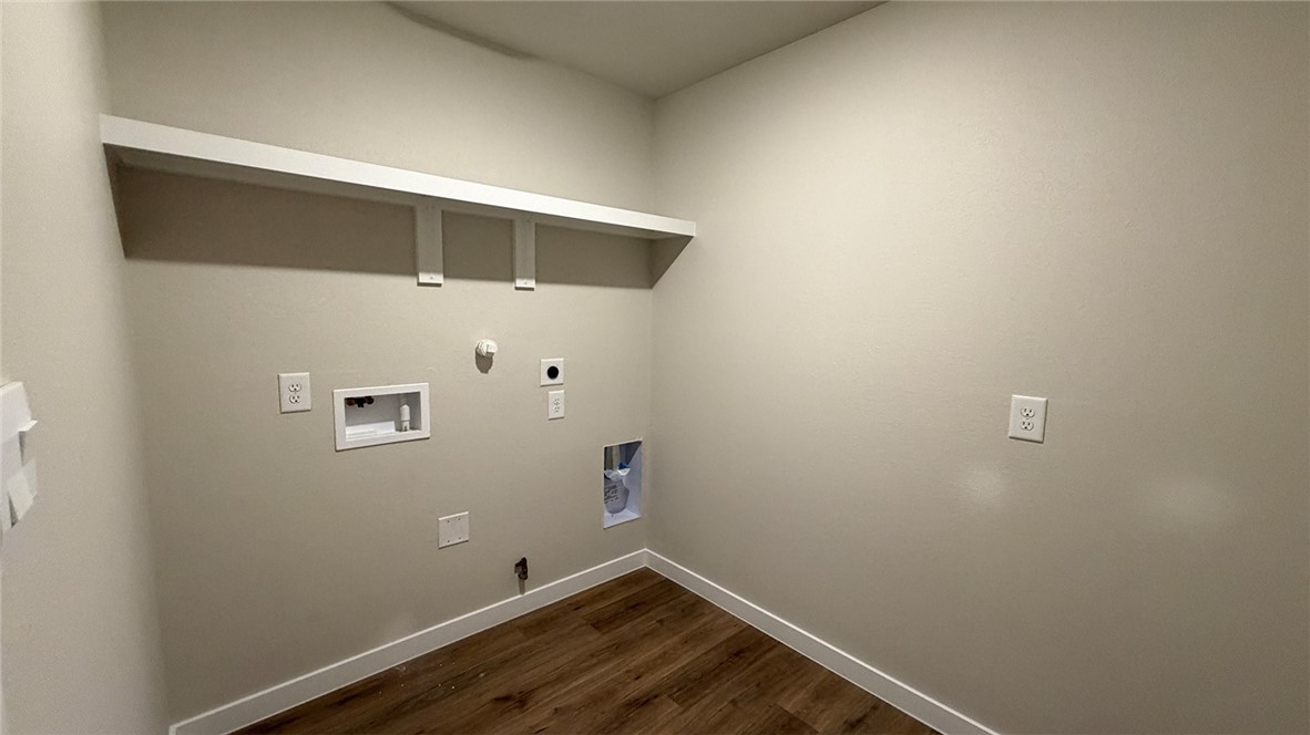 3549 Sepehr Lake Dr Property Photo 26