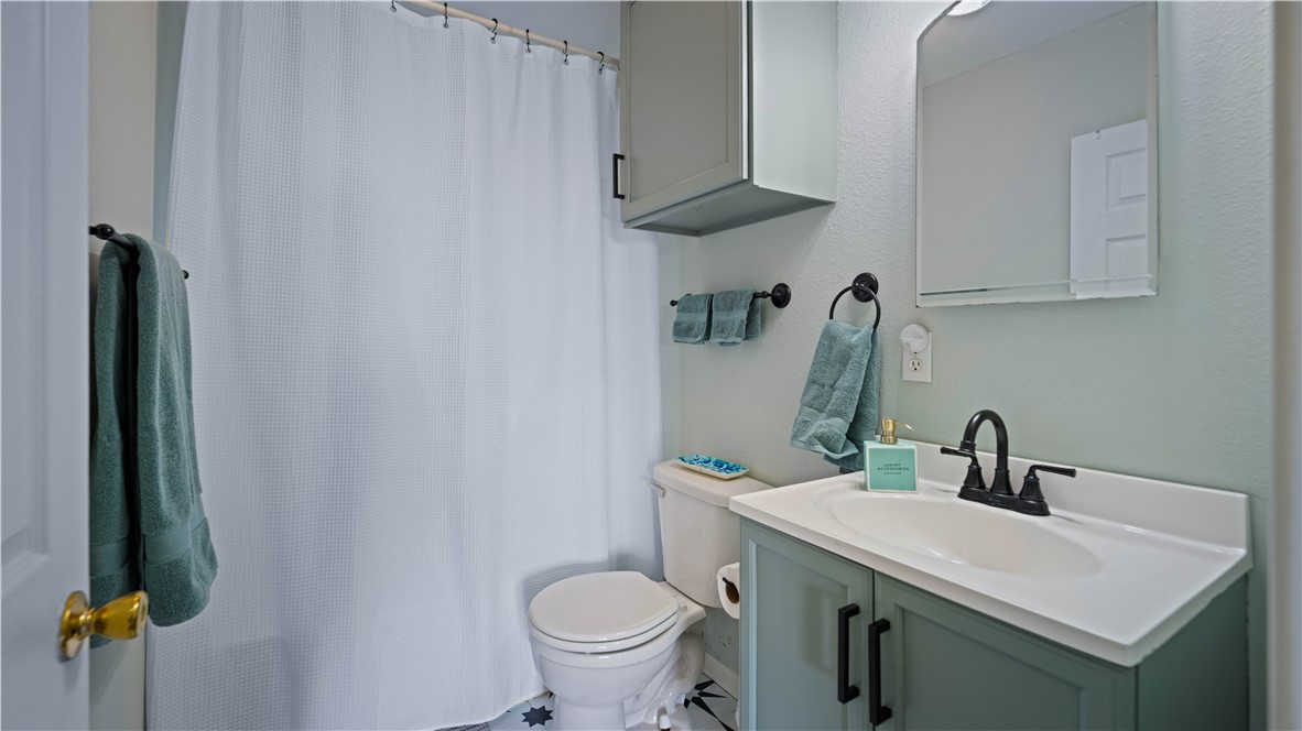 100 Vista 11 Ln Property Photo 15