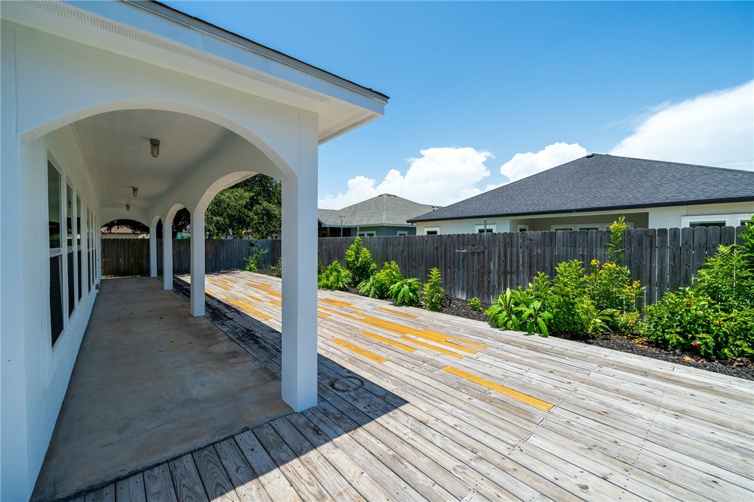 13970 Mainsail St Property Photo 31