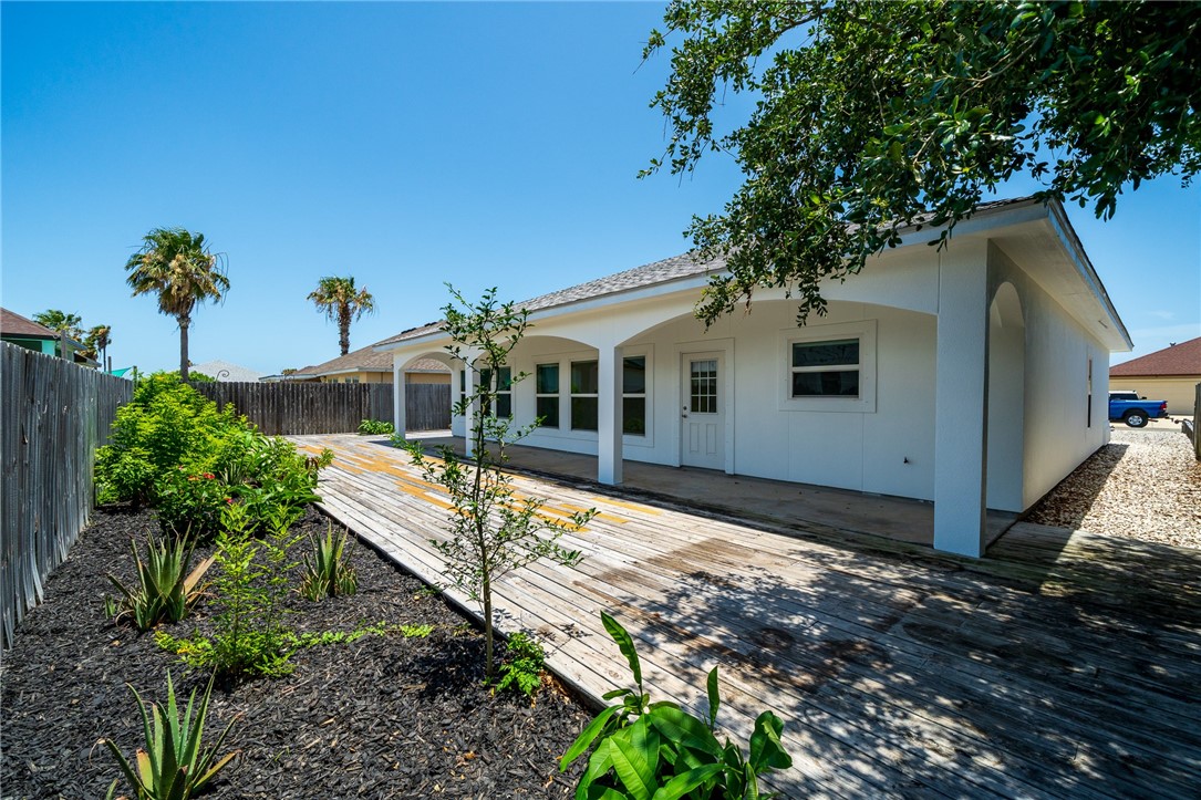 13970 Mainsail St Property Photo 32