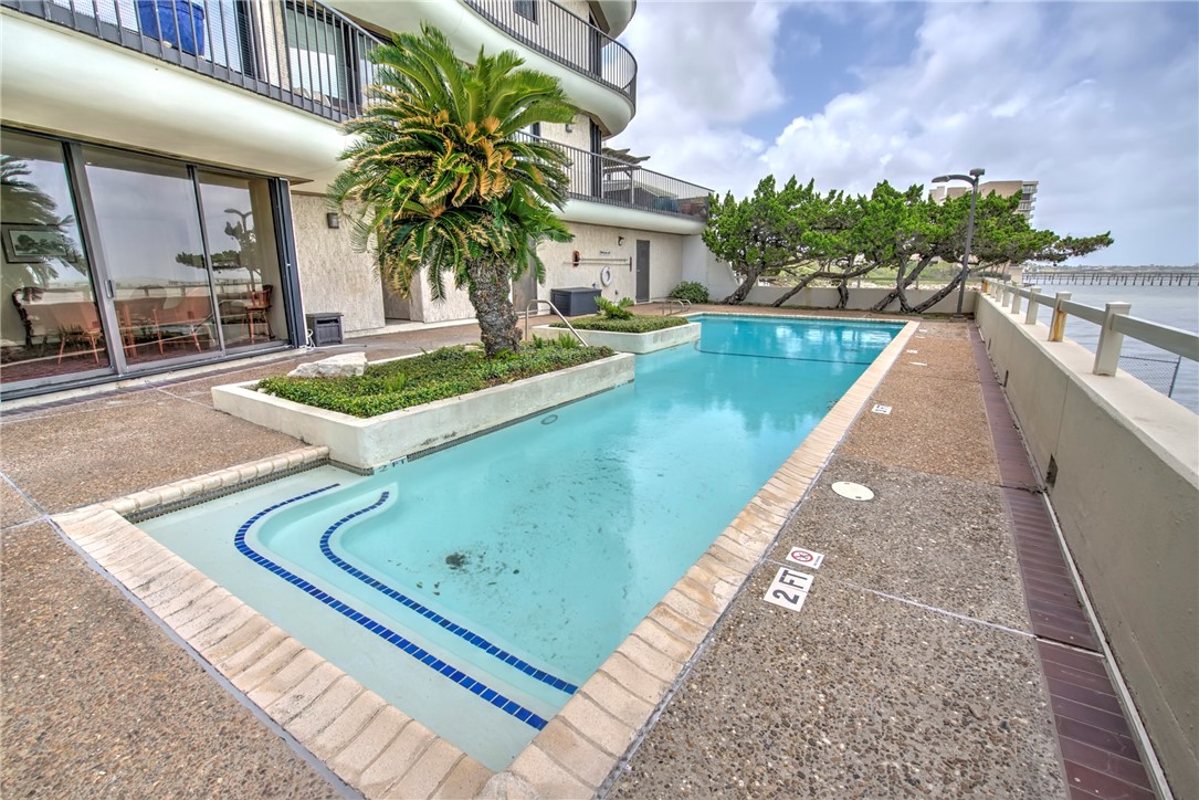 4500 Ocean Dr 9a Property Photo 33