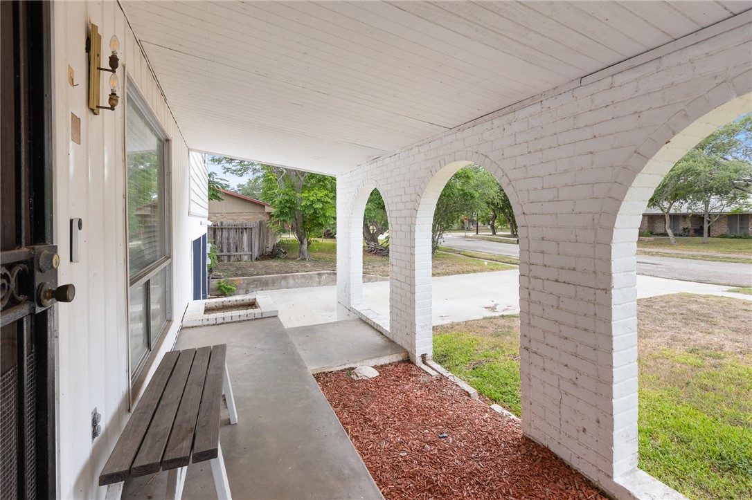2641 Linn Property Photo 2