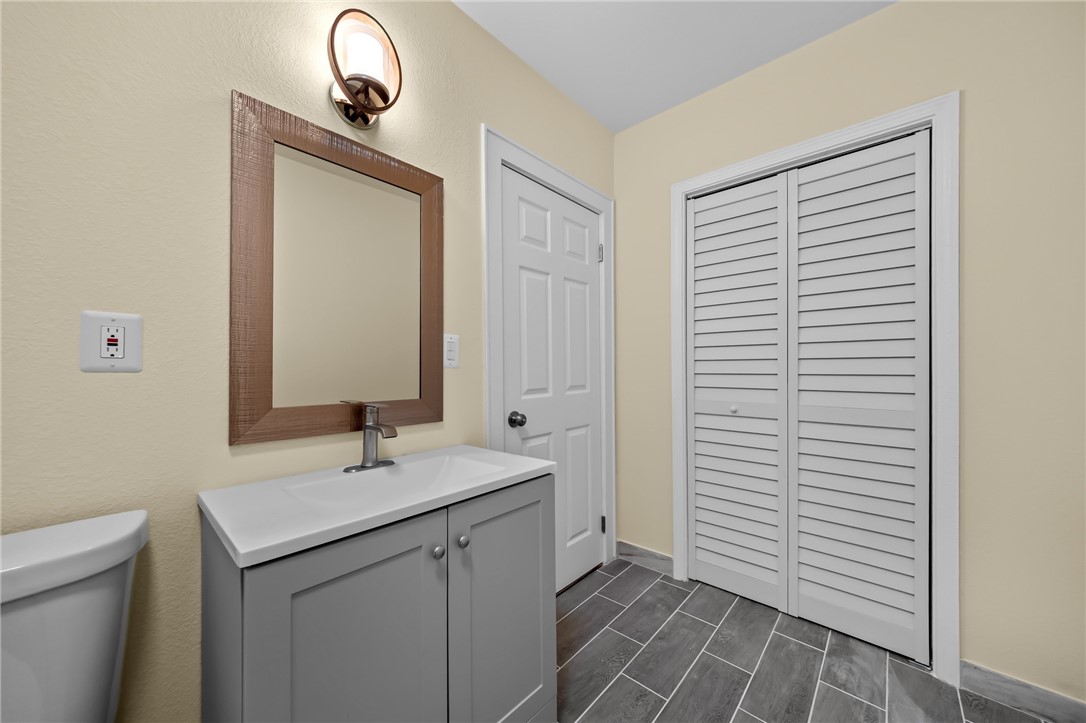 600 E Borden St Property Photo 8