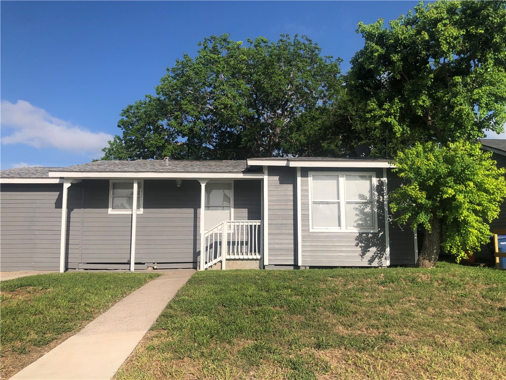 741 Lansdown Dr Property Photo 1