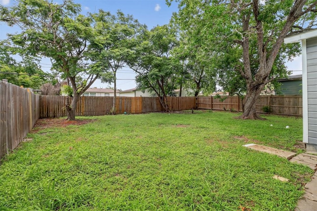 741 Lansdown Dr Property Photo 32