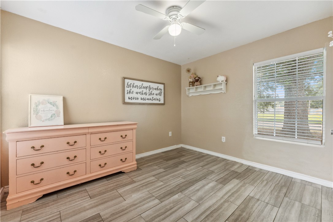 4430 Mistletoe Dr Property Photo 11