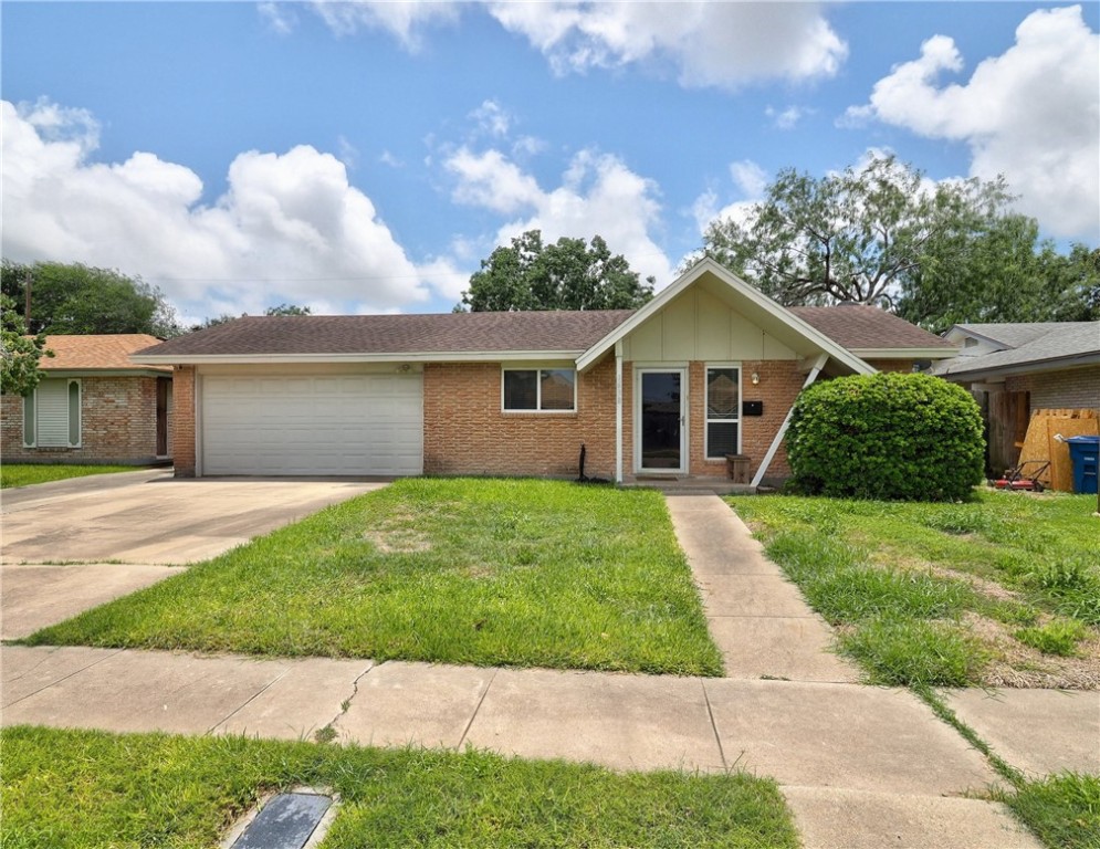 1638 Spicewood Dr Property Photo 1