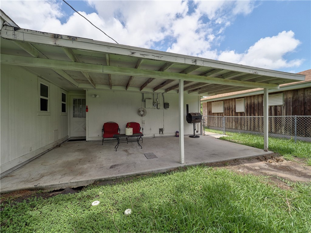 1638 Spicewood Dr Property Photo 29