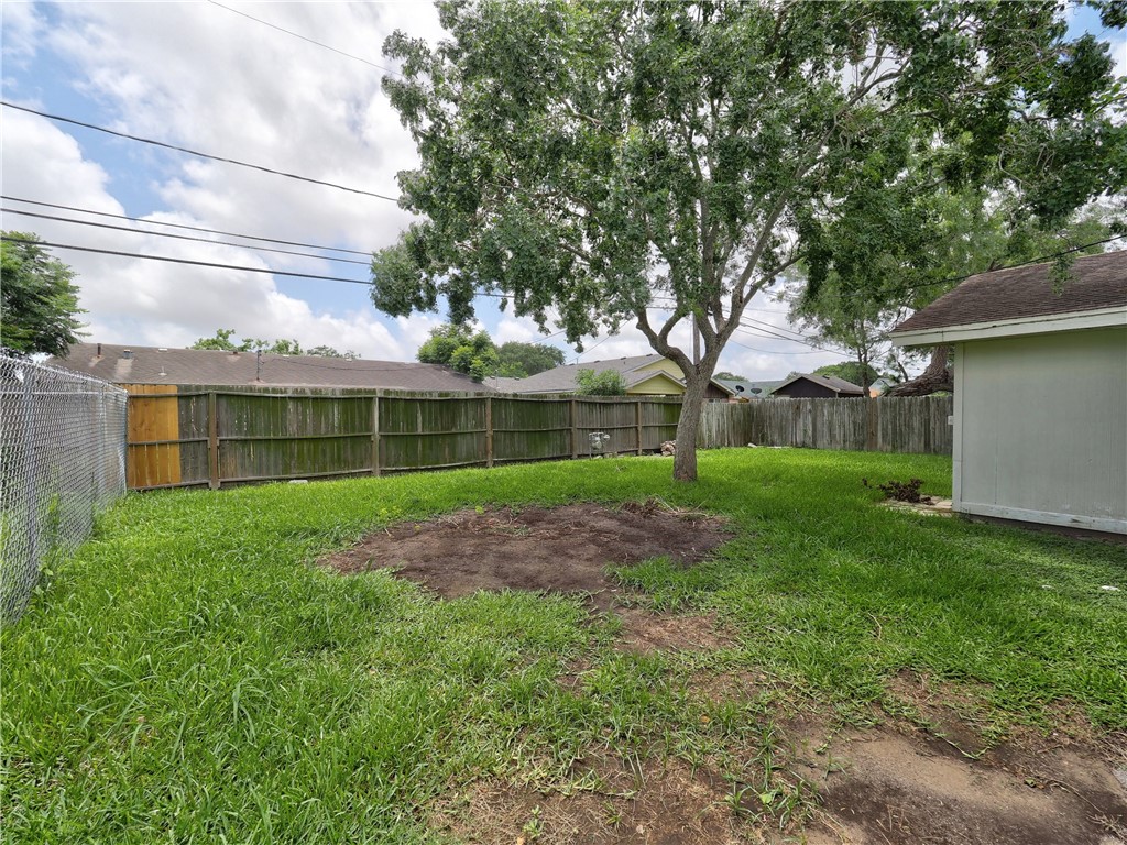 1638 Spicewood Dr Property Photo 32
