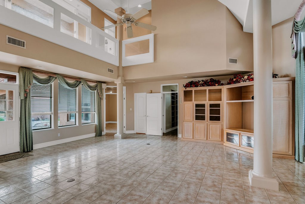 4950 Deer Park Property Photo 12