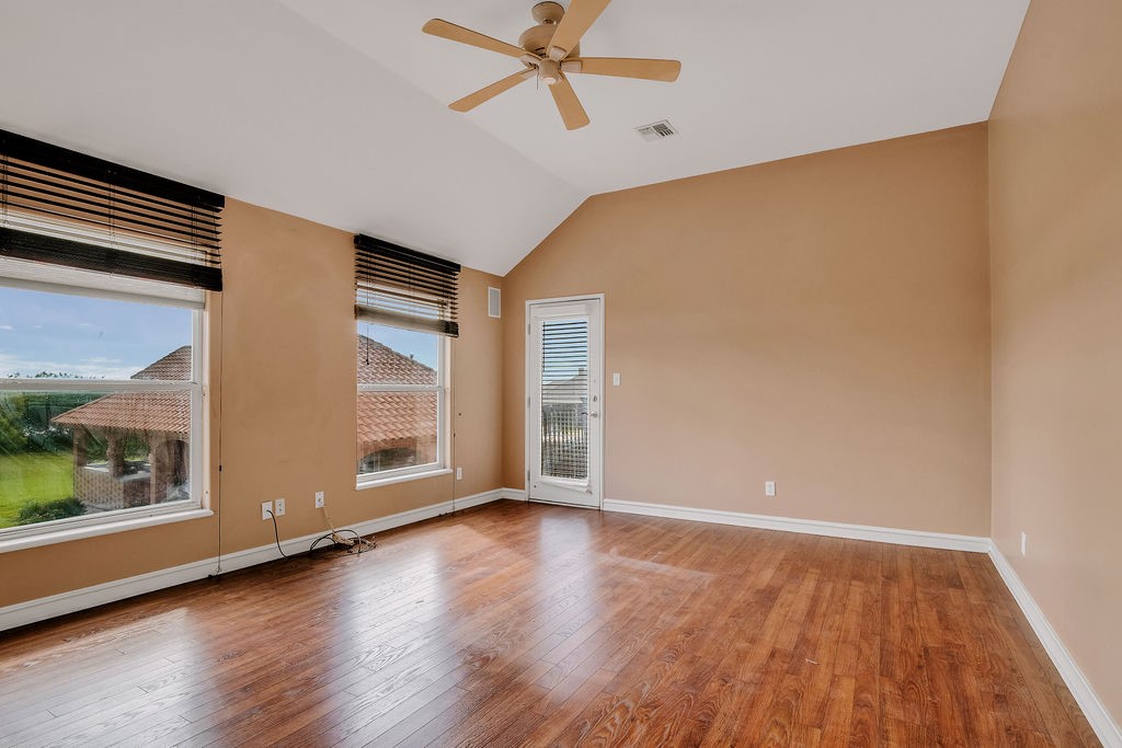 4950 Deer Park Property Photo 14
