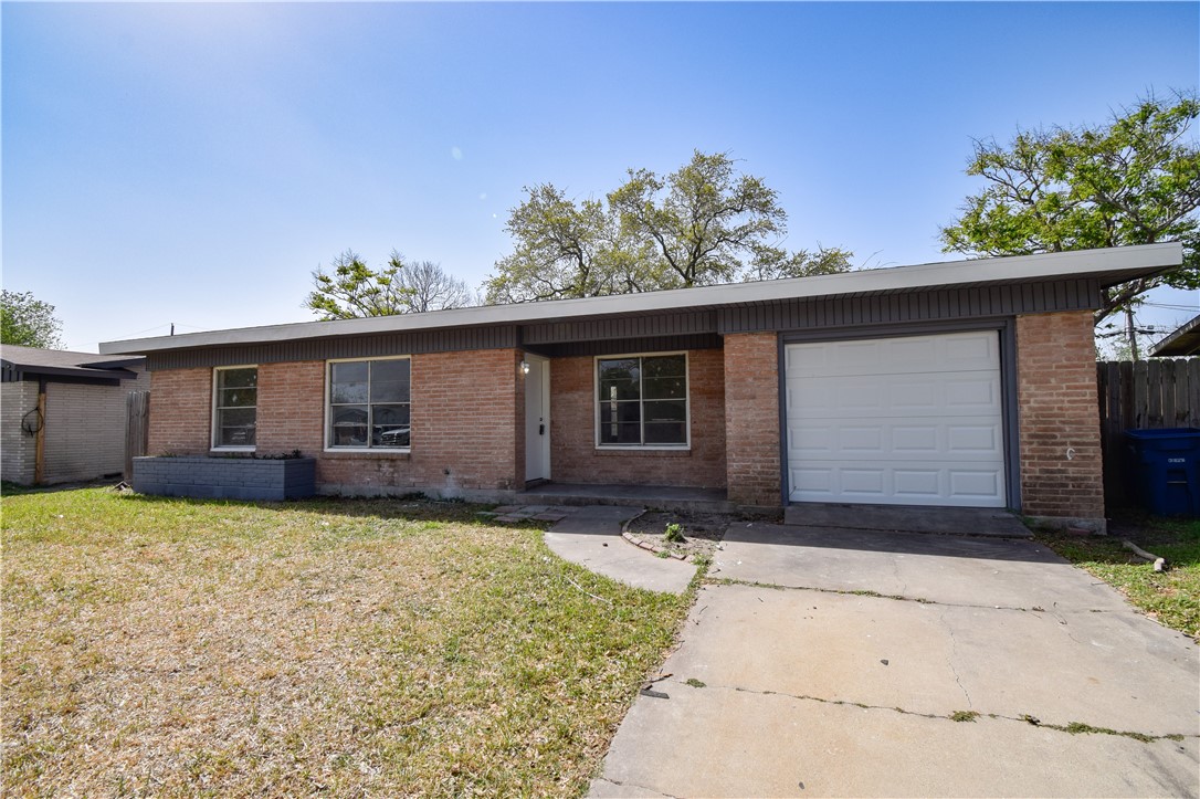 5913 Lucille Dr Property Photo 2
