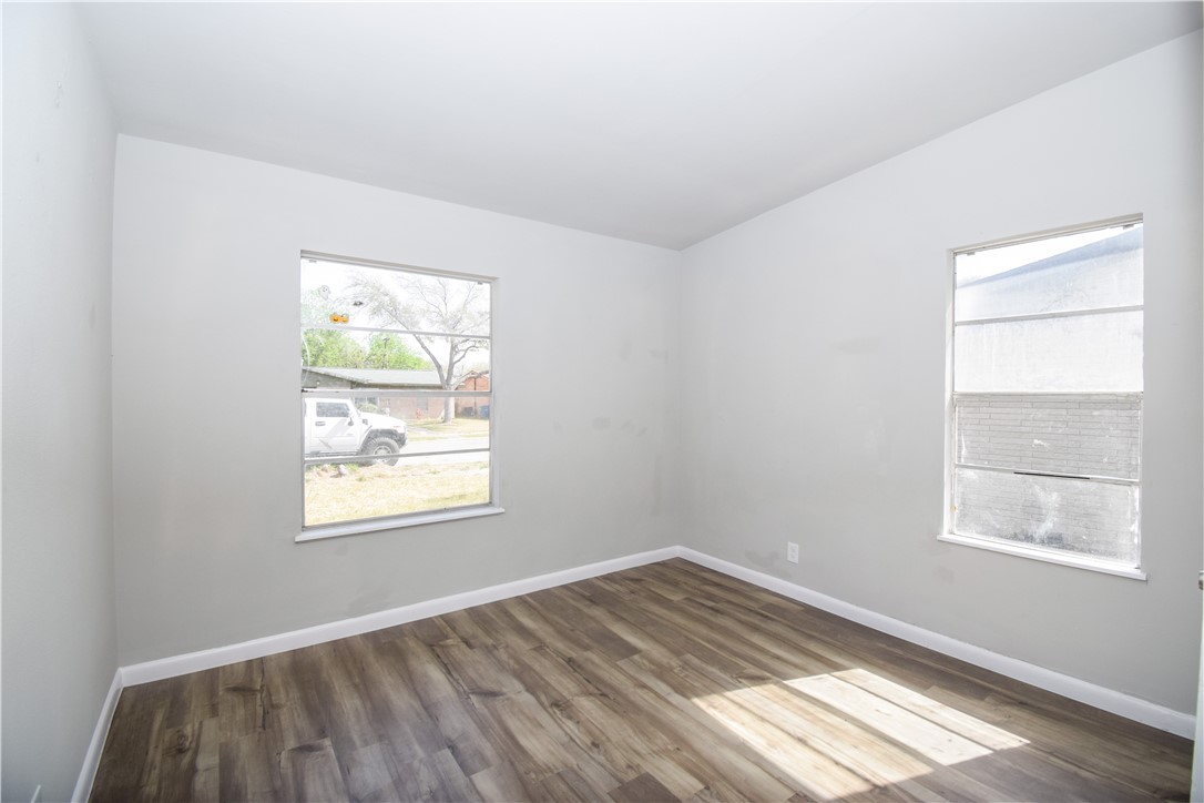 5913 Lucille Dr Property Photo 14
