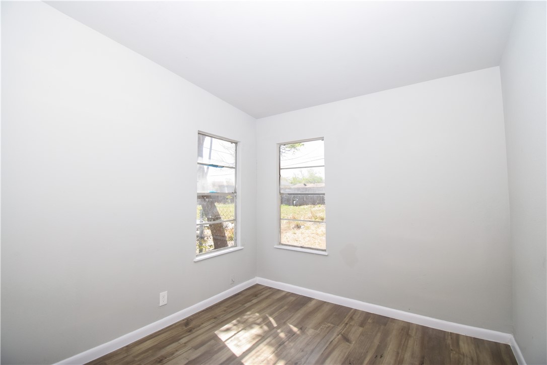 5913 Lucille Dr Property Photo 15