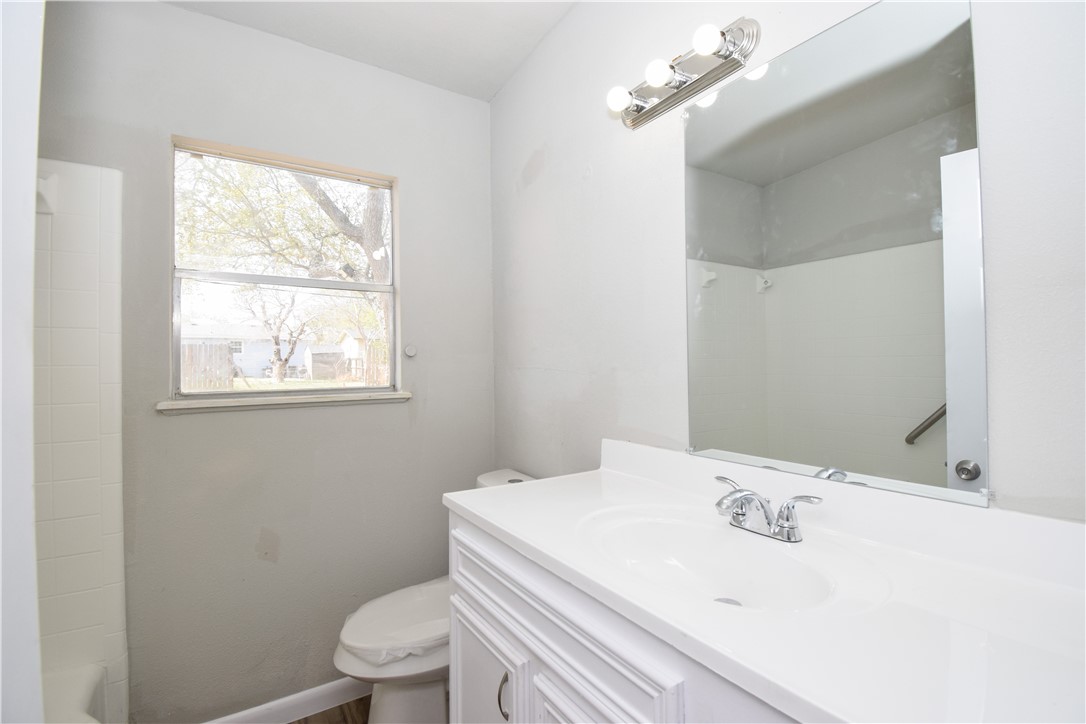 5913 Lucille Dr Property Photo 19