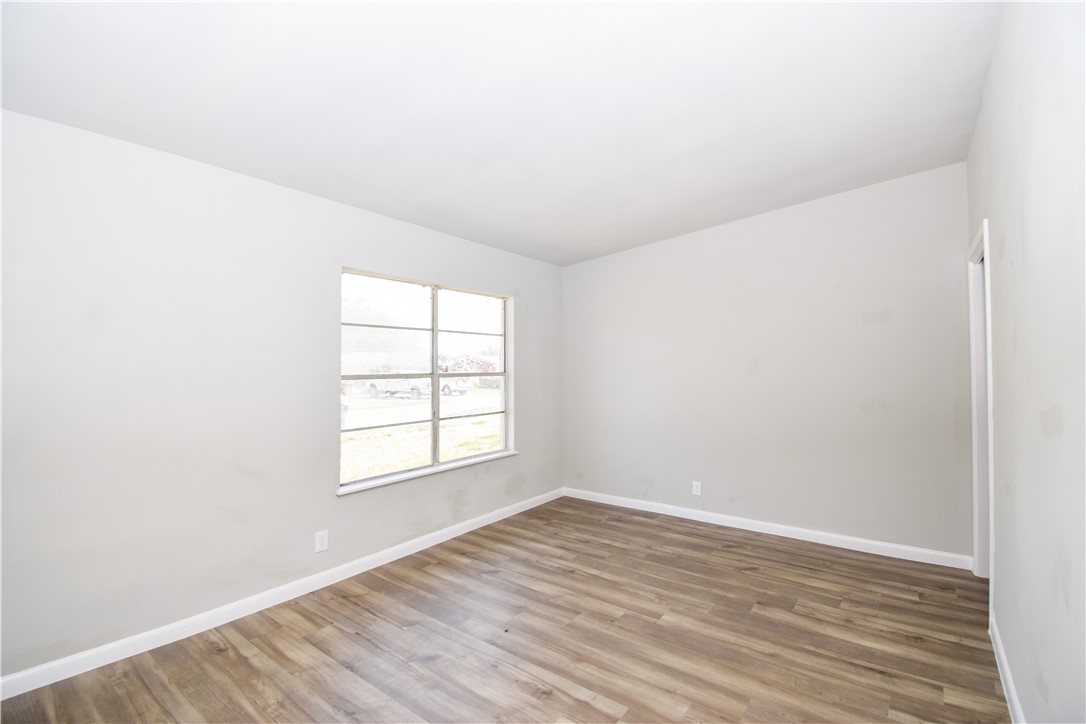 5913 Lucille Dr Property Photo 25