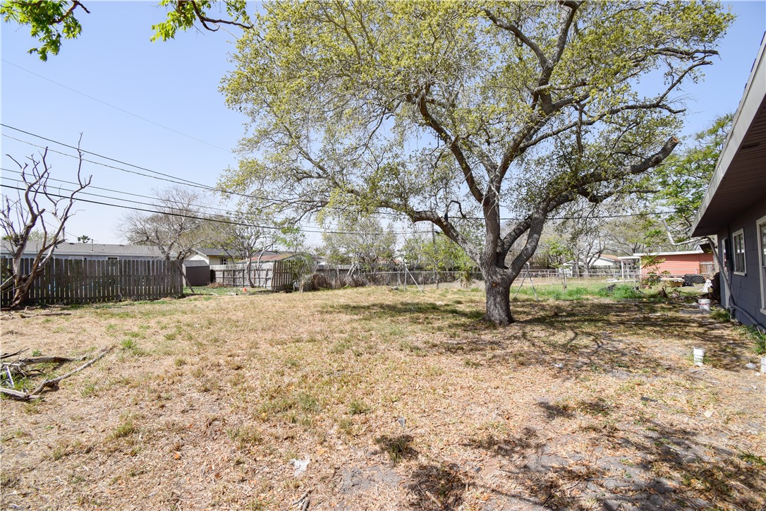 5913 Lucille Dr Property Photo 35