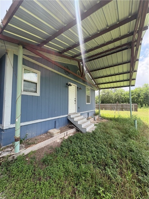 2405 Cox St Property Photo 5