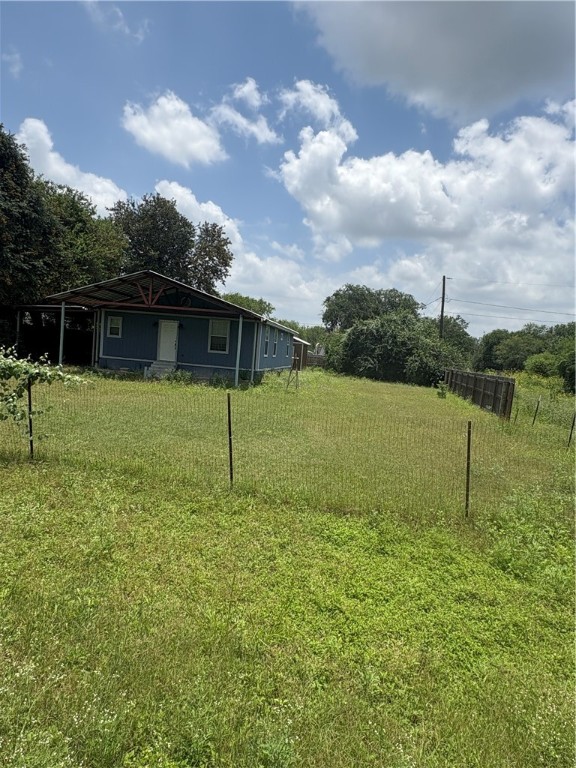 2405 Cox St Property Photo 6