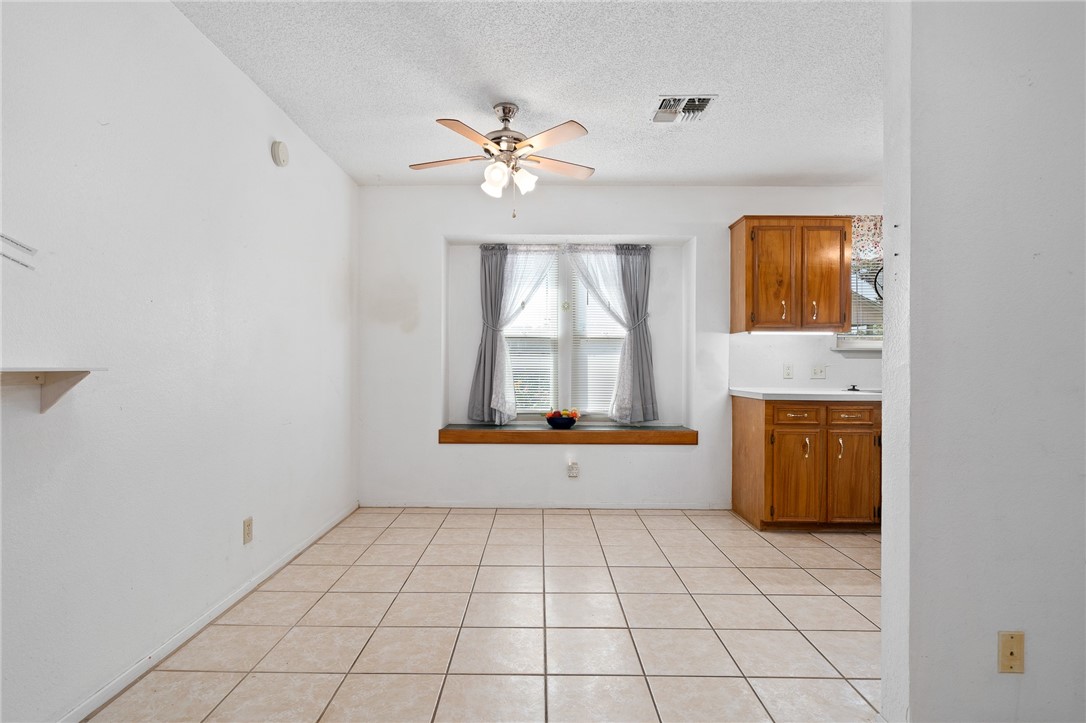 110 Spoonbill Ave Property Photo 9