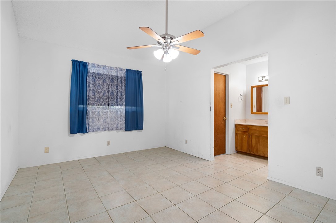 110 Spoonbill Ave Property Photo 14