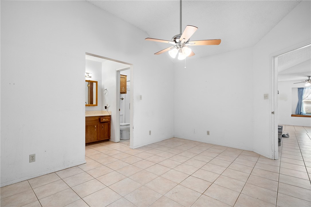 110 Spoonbill Ave Property Photo 15