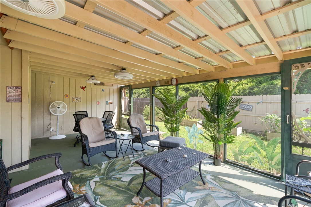 110 Spoonbill Ave Property Photo 25