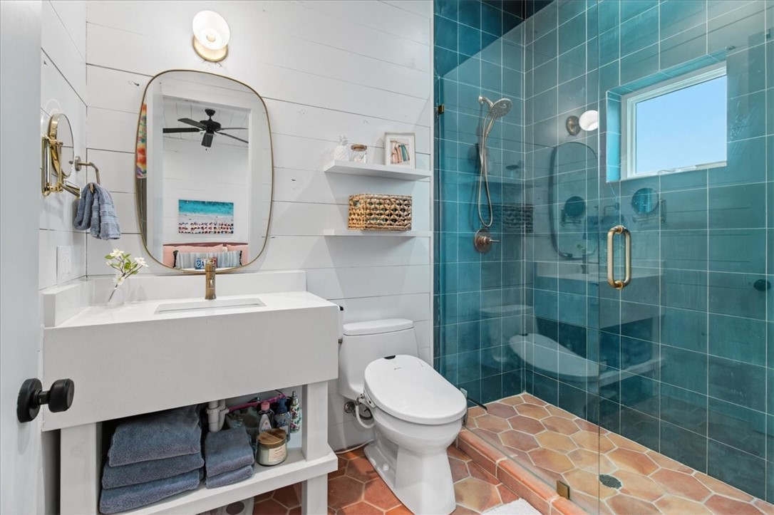 602 Island Retreat Ct Property Photo 15