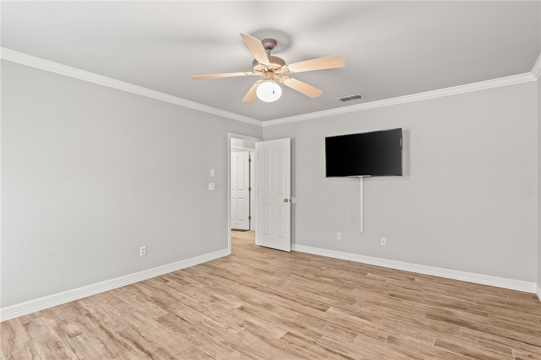 4241 Aaron Cove Property Photo 18