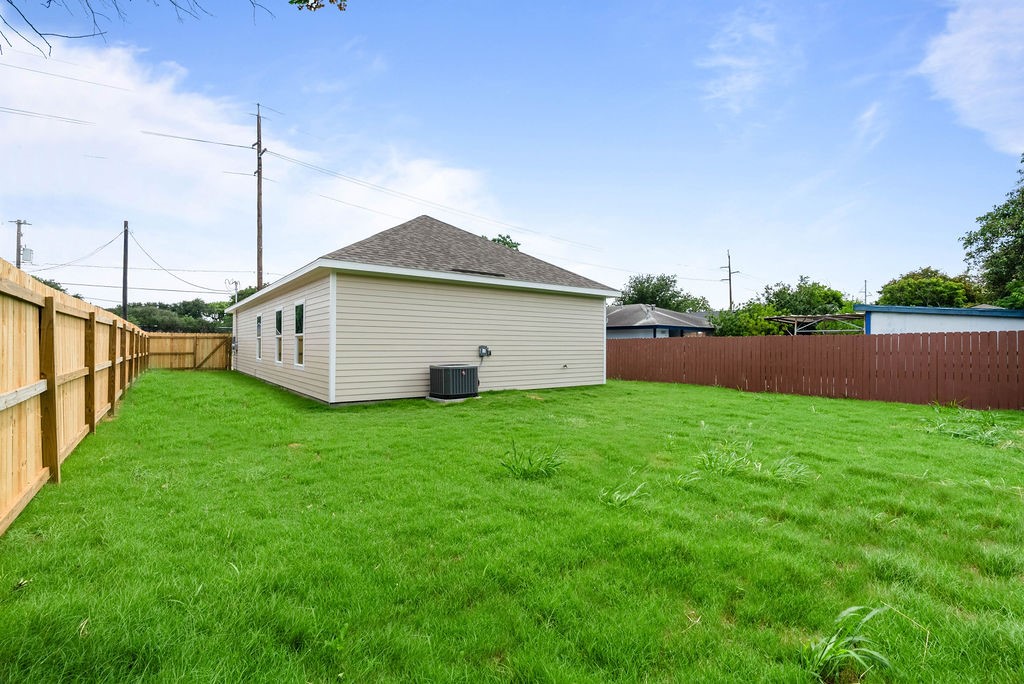 2206 Coleman Ave Property Photo 17