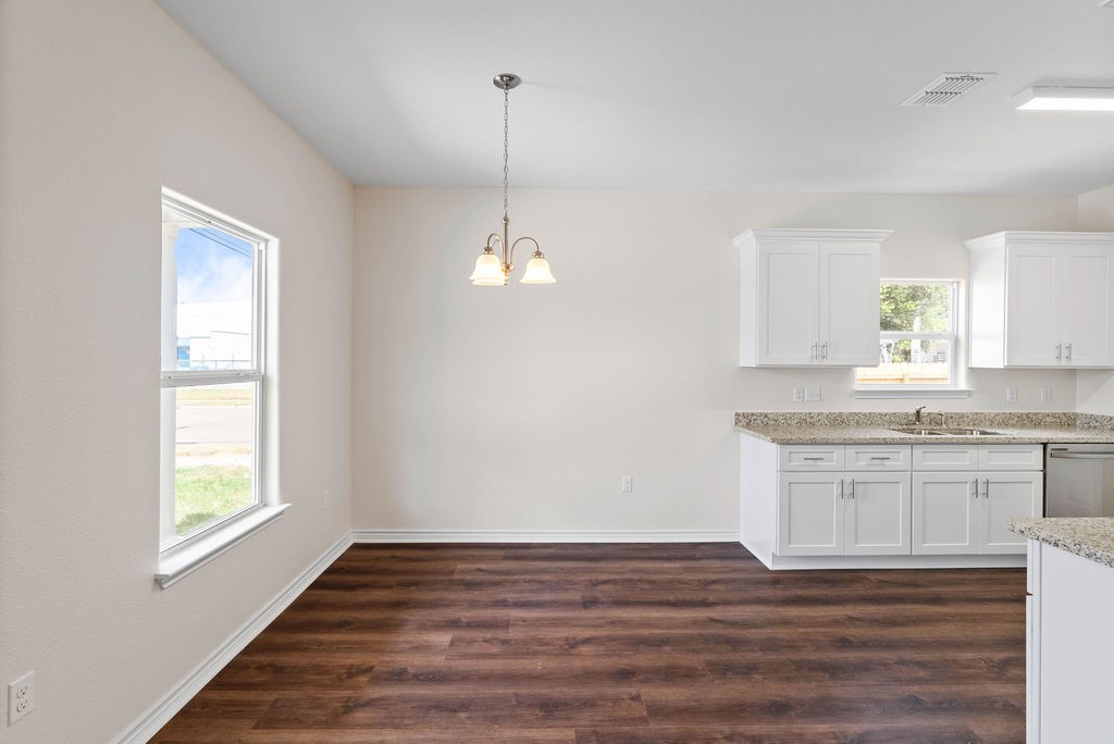 2201 Morris St Property Photo 5