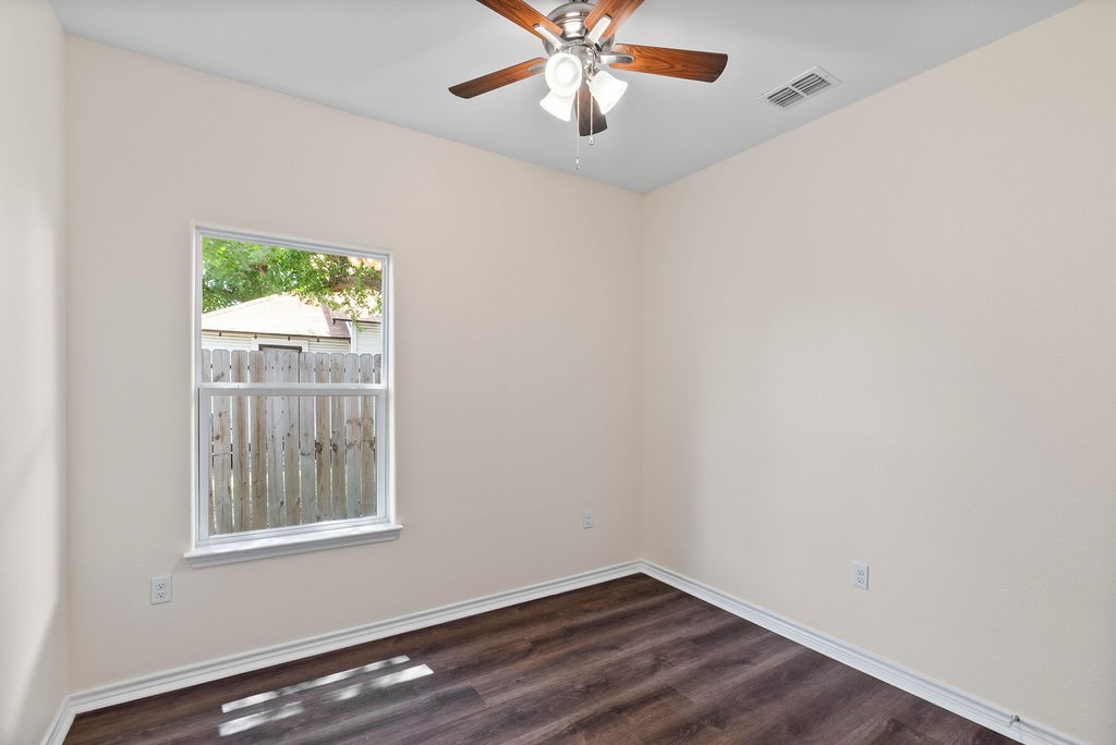 2201 Morris St Property Photo 11