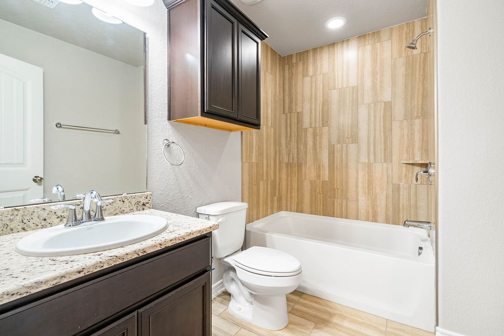 2530 Las Estrellas St Property Photo 24