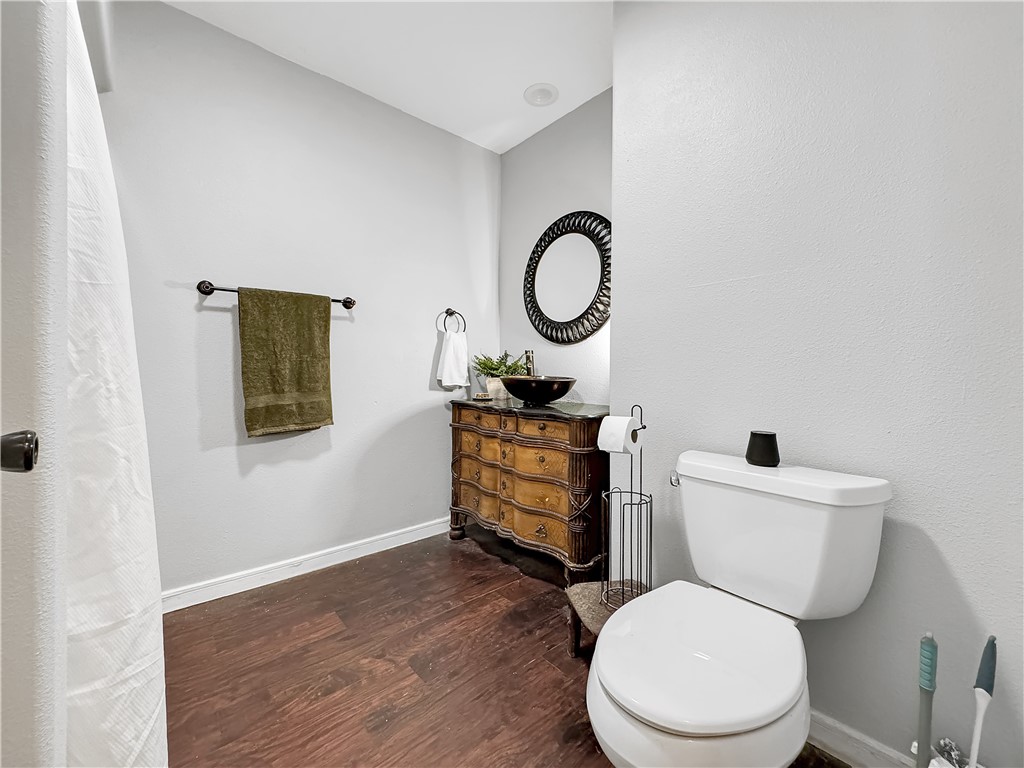 1205 Brentwood Dr Property Photo 11