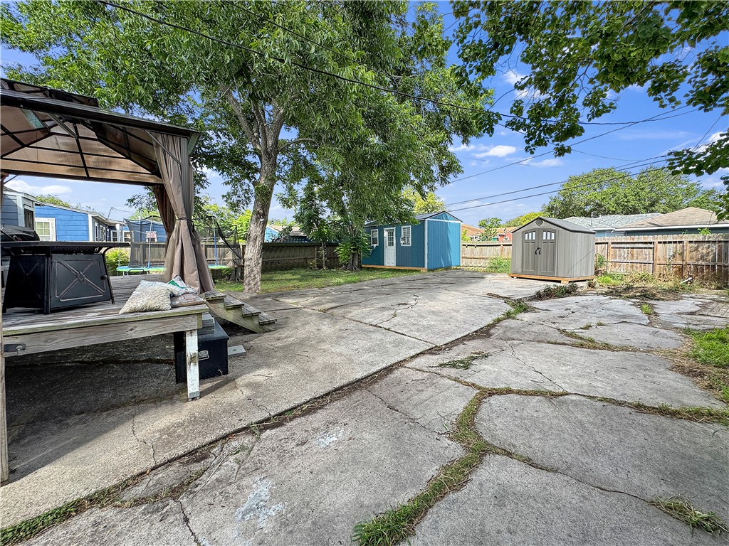 1205 Brentwood Dr Property Photo 13