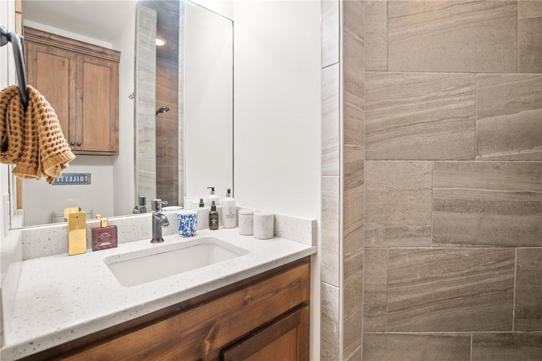 5502 E Riverview Dr Property Photo 24