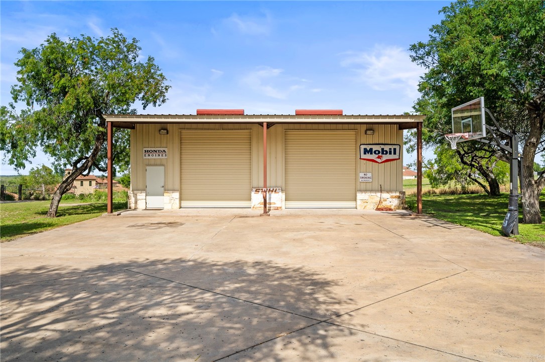5502 E Riverview Dr Property Photo 35