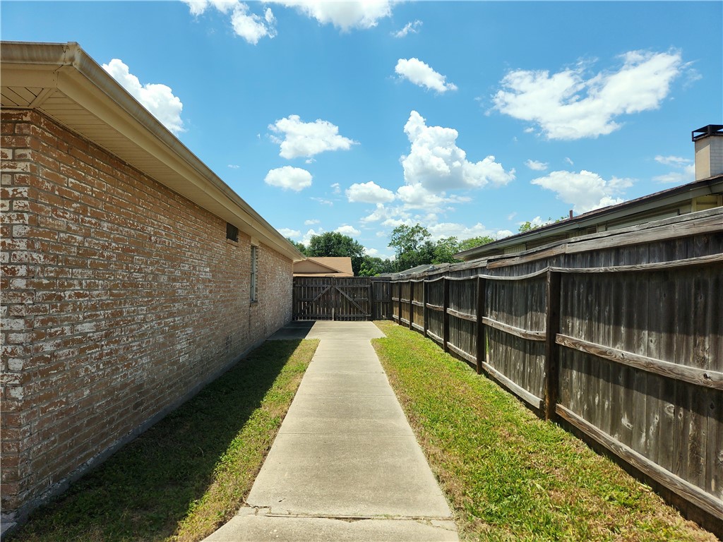 2742 Bramblebush Dr Property Photo 13