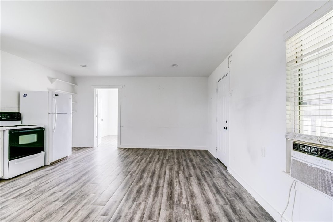 322 Tarrant Ave Property Photo 13