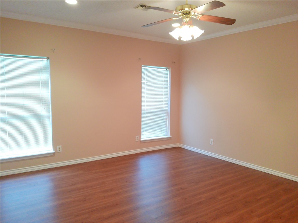6413 Marans St Property Photo 8
