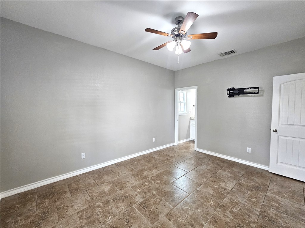 2021 Orange St Property Photo 14