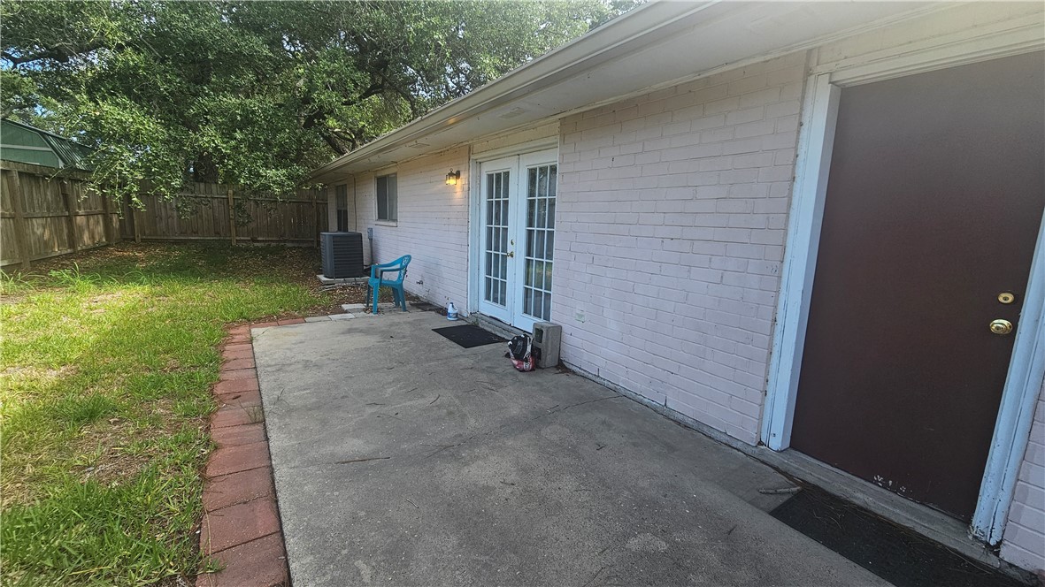 2124 Westwind Property Photo 20