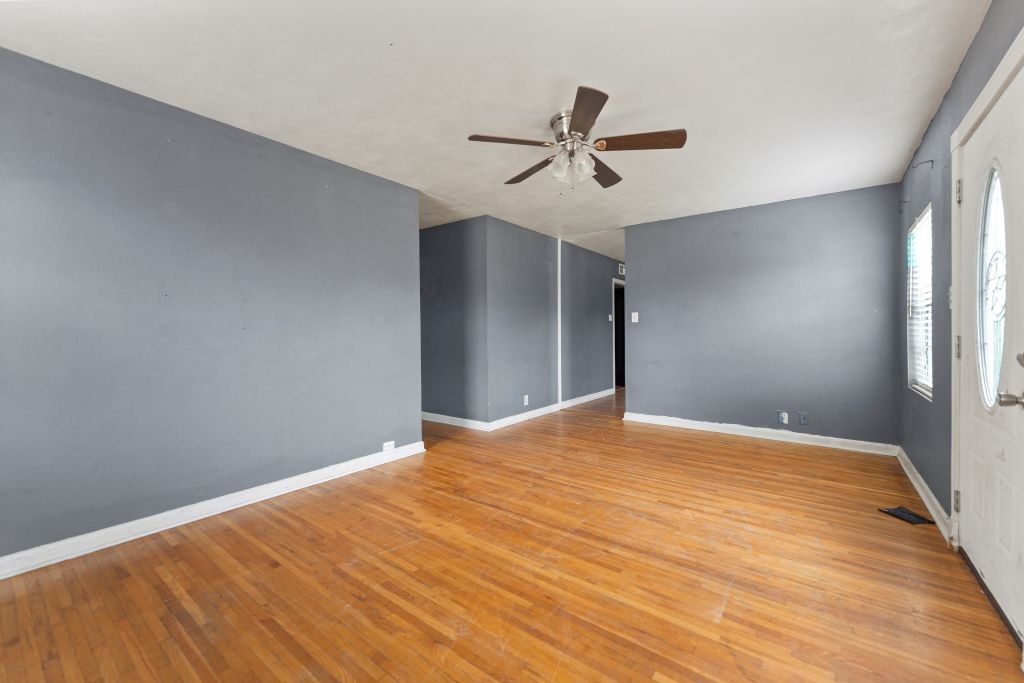 3425 Harold Dr Property Photo 5
