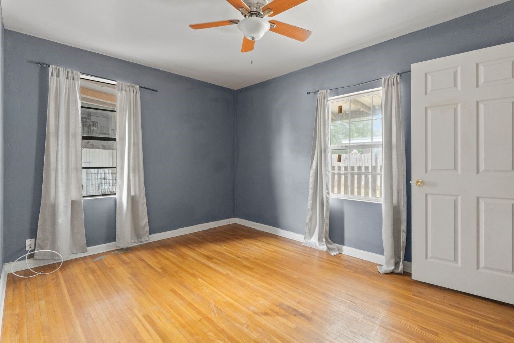 3425 Harold Dr Property Photo 11