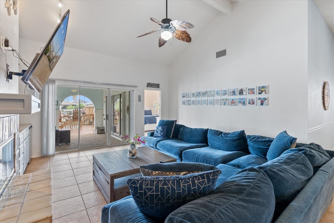 15230 Isla Pinta Ct Property Photo 7