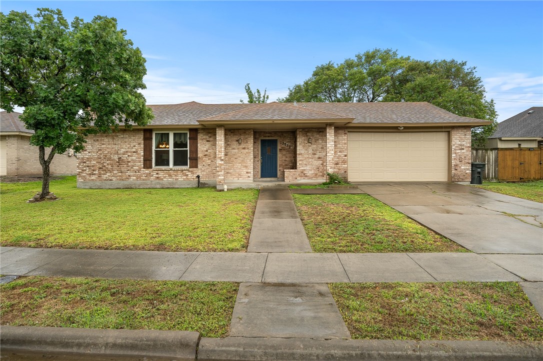 13737 River Canyon Dr Property Photo 1
