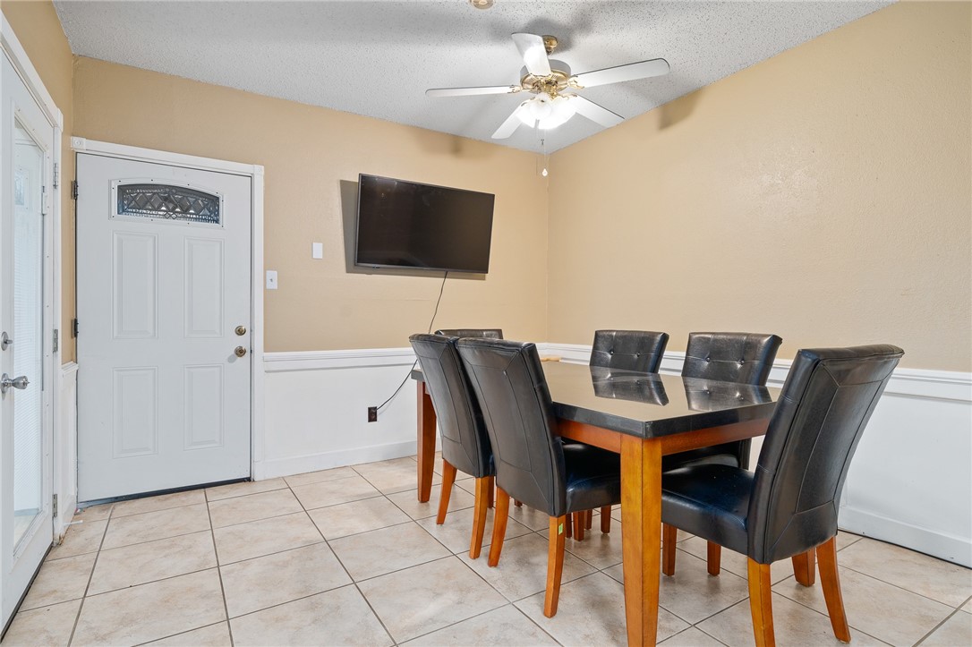 13737 River Canyon Dr Property Photo 14